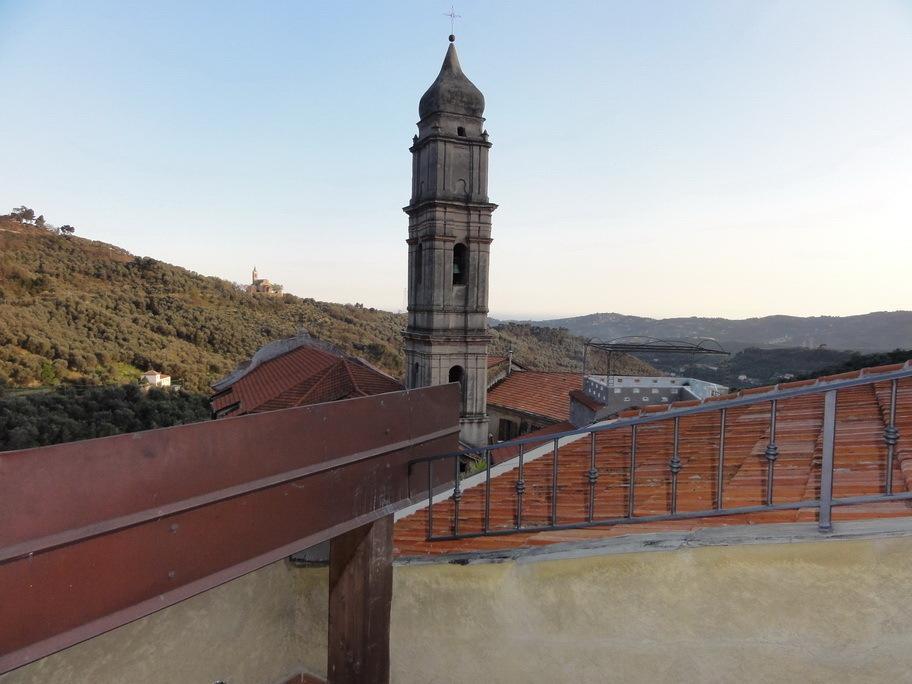 Villa Il Merlo Della Rocca à Imperia Chambre photo